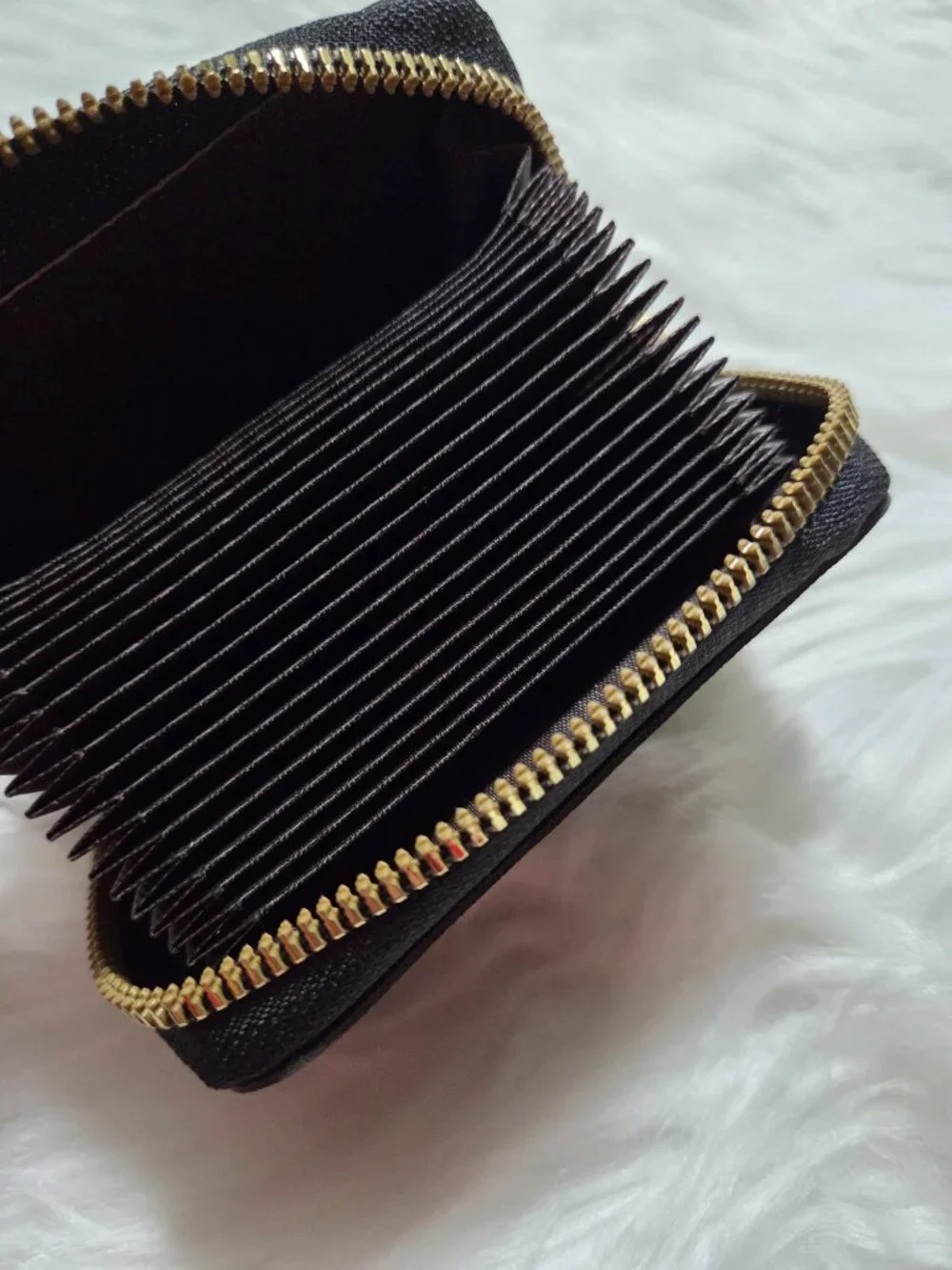 Black Accordion Style Card Holder